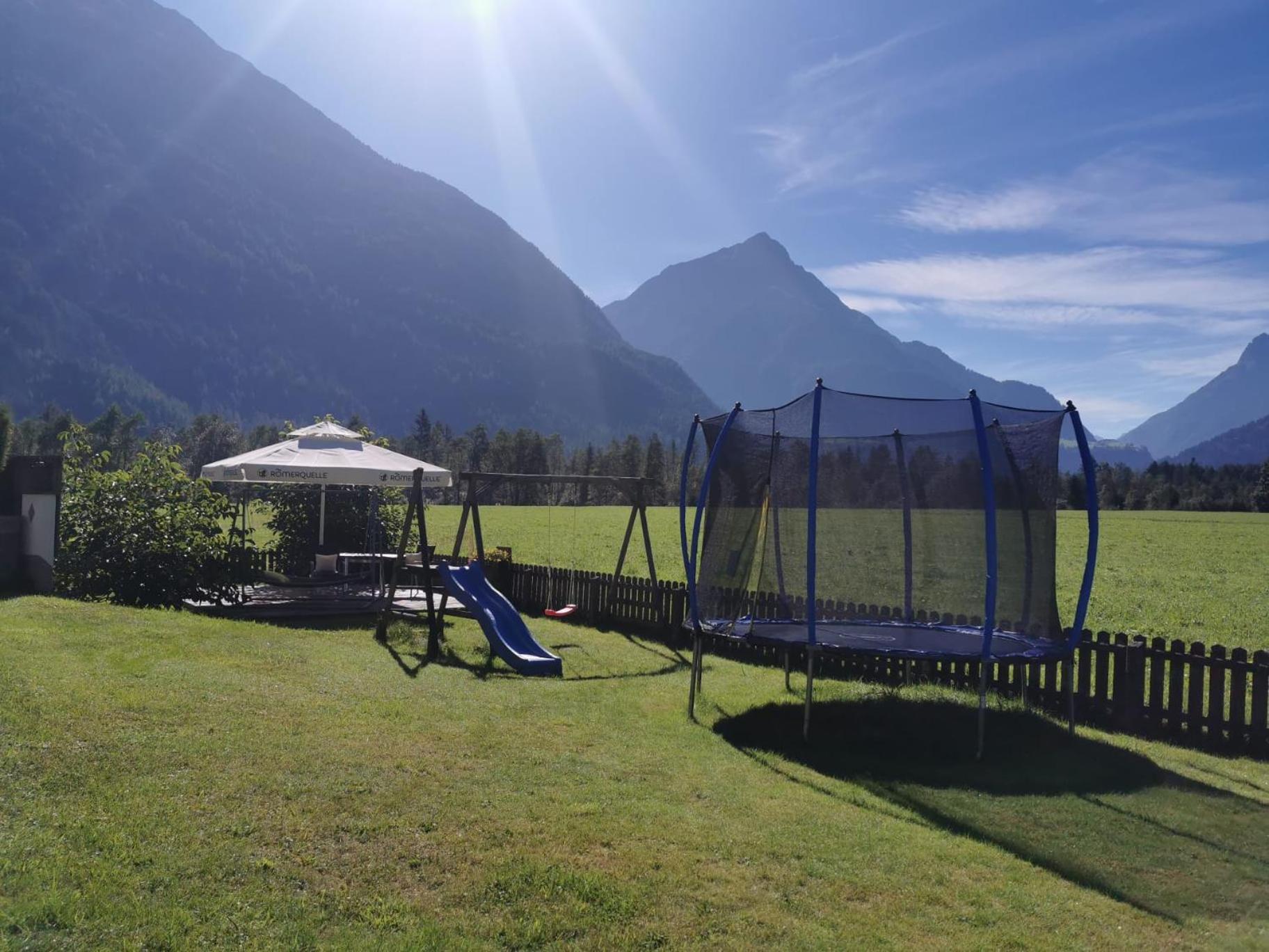Landhaus Oetztalblick Längenfeld Buitenkant foto